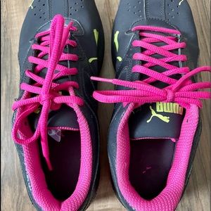 PUMA Women's Tazon 6 Cross-Trainer Shoe